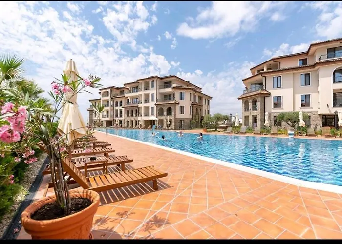 Love Apartment Апартамент